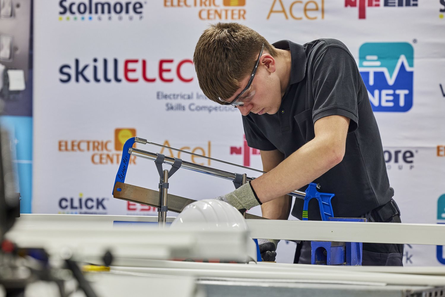 Contestant at Skill Electric.
